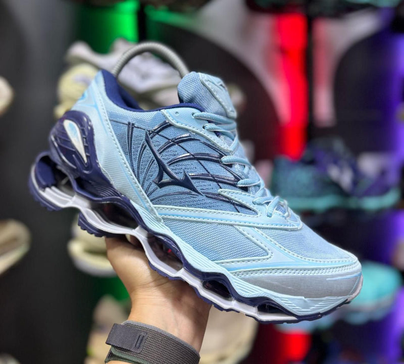 Mizuno Wave Pro 8