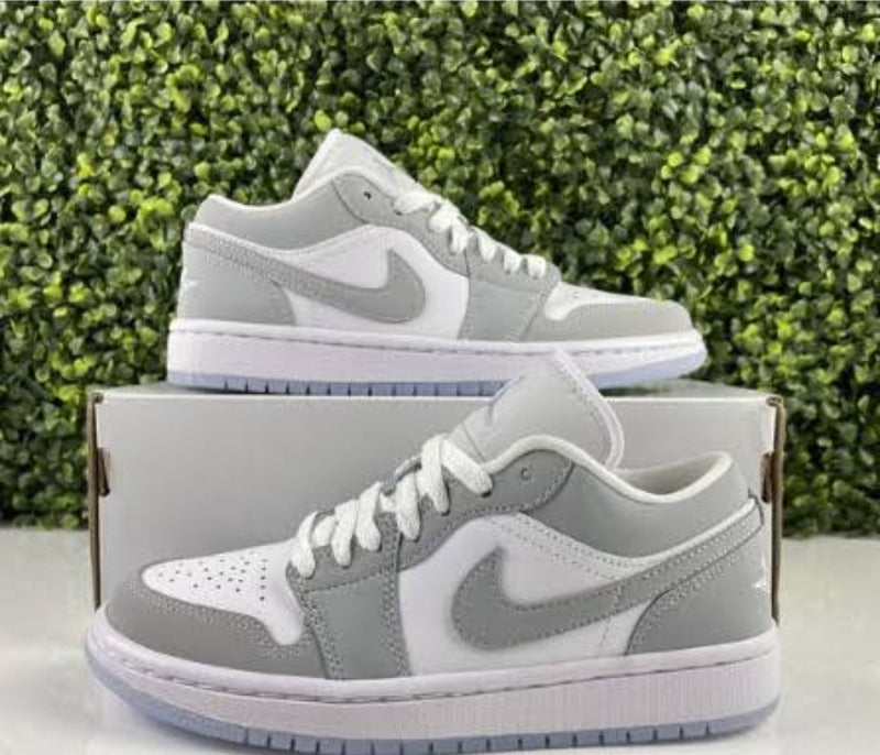 Nike Jordan Low