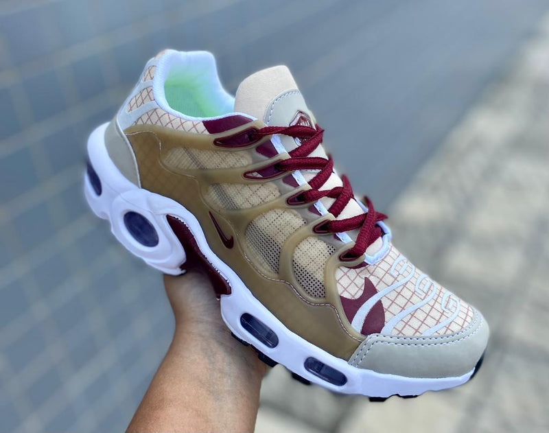 Tênis Nike TS
