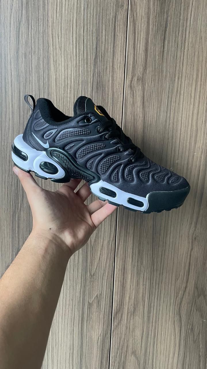Nike Tn Plus